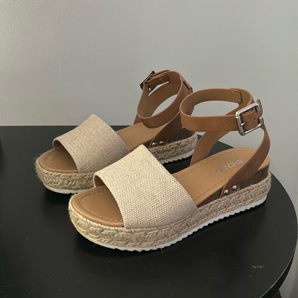 Soda wedges